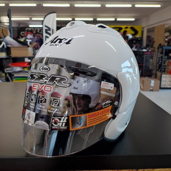 Casco jet Arai SZ - R Vas Evo - Moto Adventure