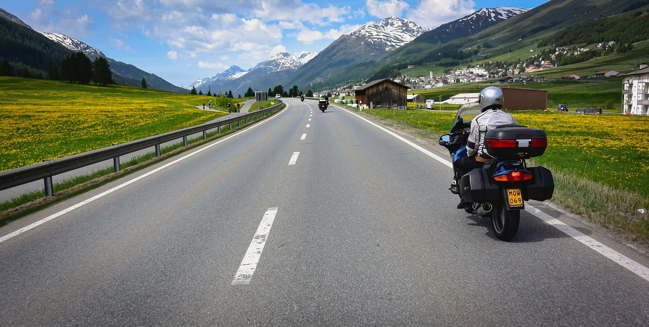 Moto Adventure