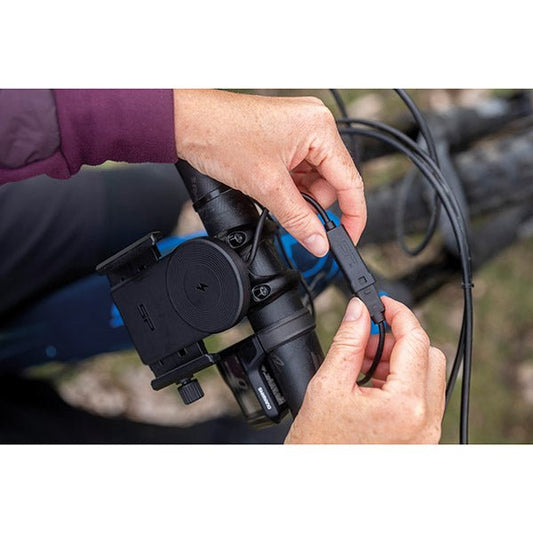 SP UNIVERSAL CHARGING PHONE CLAMP SPC+ - PORTACELLULARE UNIVERSALE A MORSETTO CON CARICATORE SPC+ - Moto Adventure