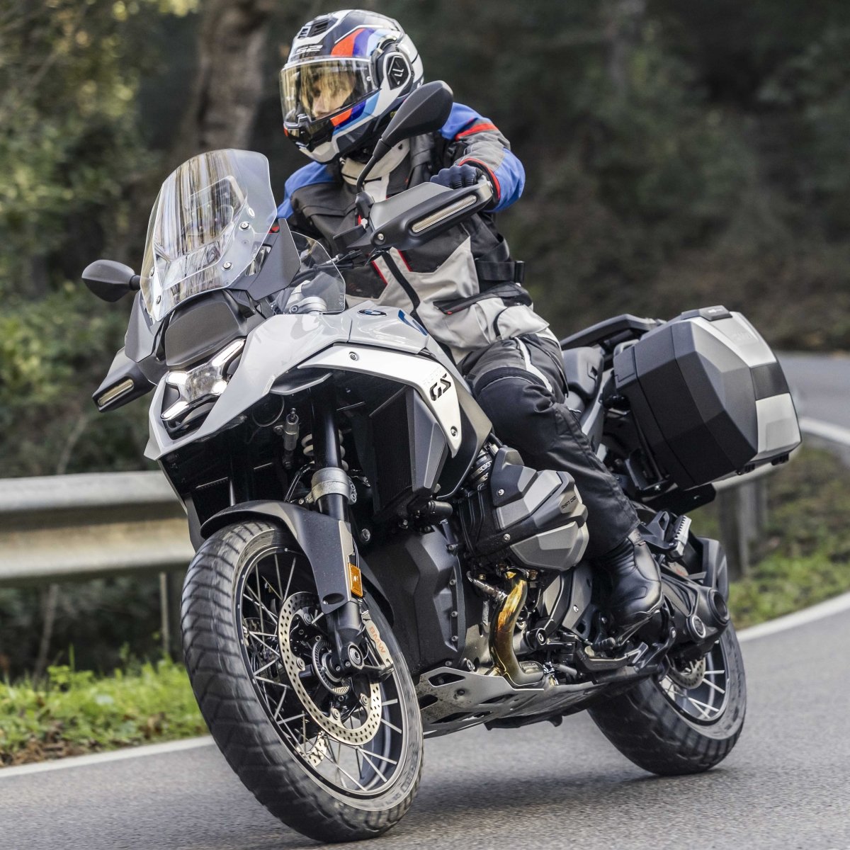 VALIGIE LATERALI ESPANDIBILI SHAD SH38X - Moto Adventure